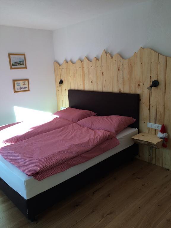 Apartmán Chasa Chalur Fliess Exteriér fotografie