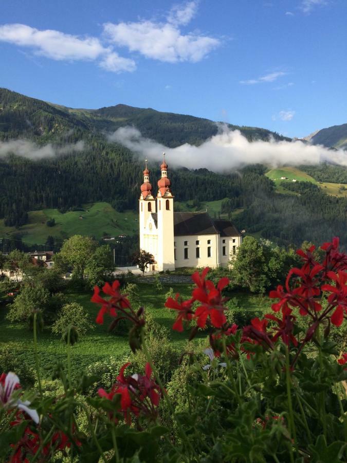 Apartmán Chasa Chalur Fliess Exteriér fotografie