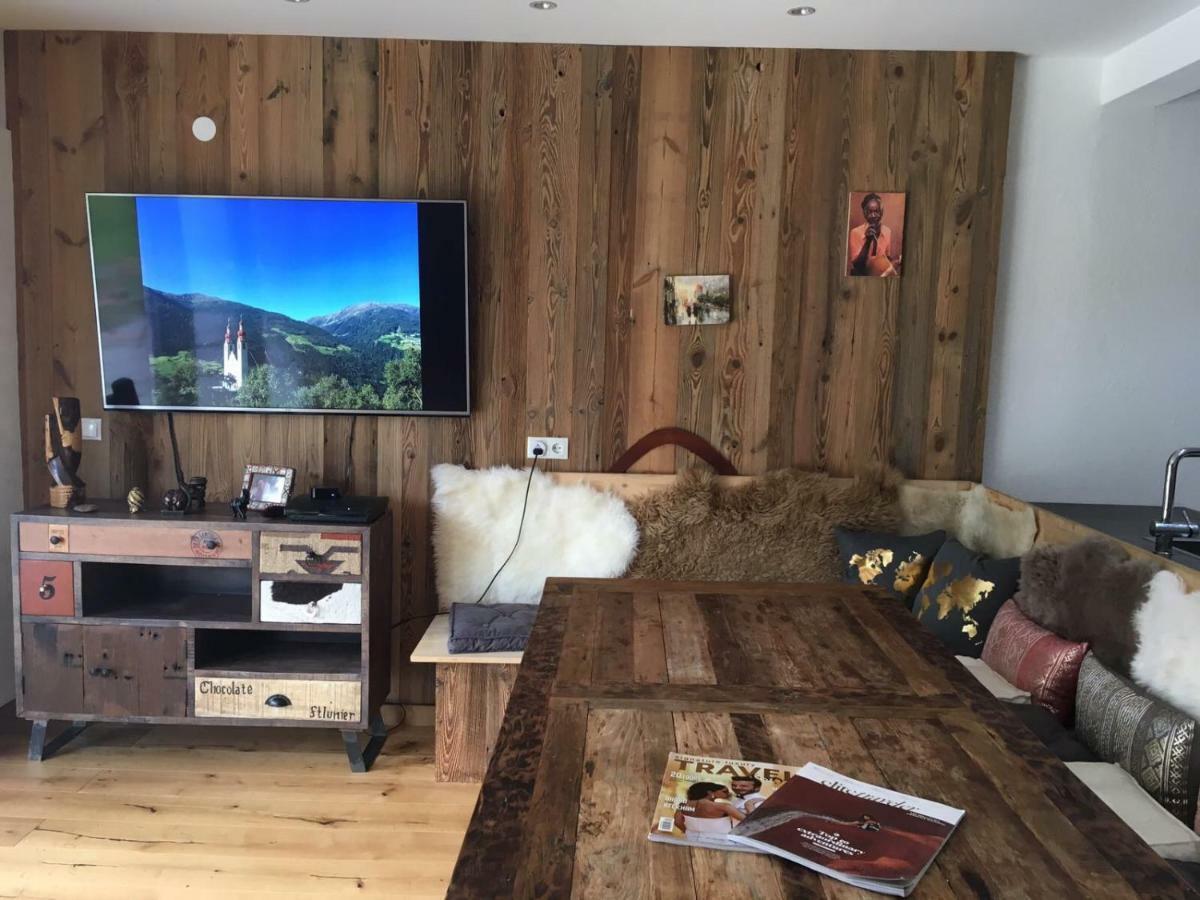 Apartmán Chasa Chalur Fliess Exteriér fotografie