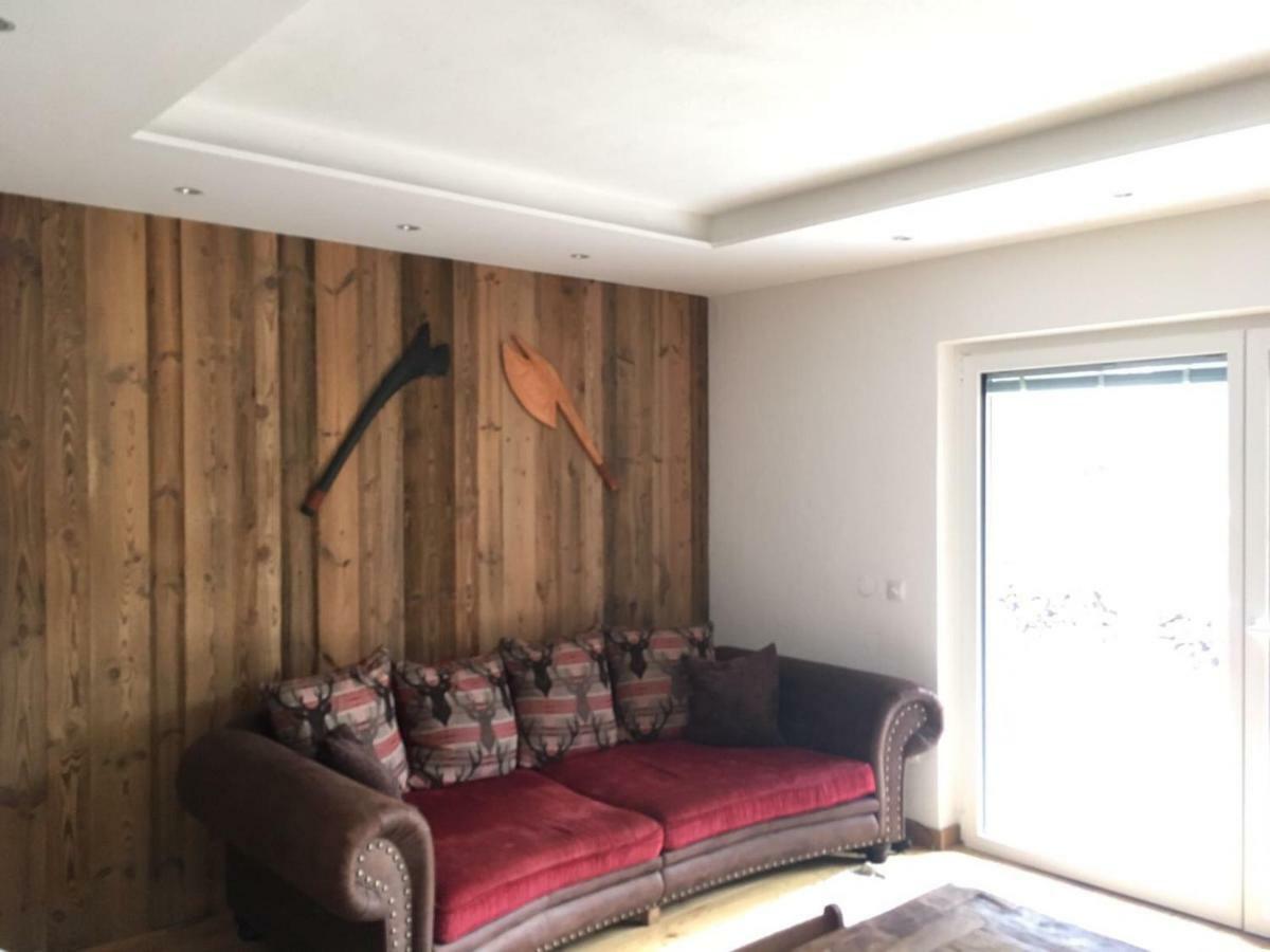 Apartmán Chasa Chalur Fliess Exteriér fotografie